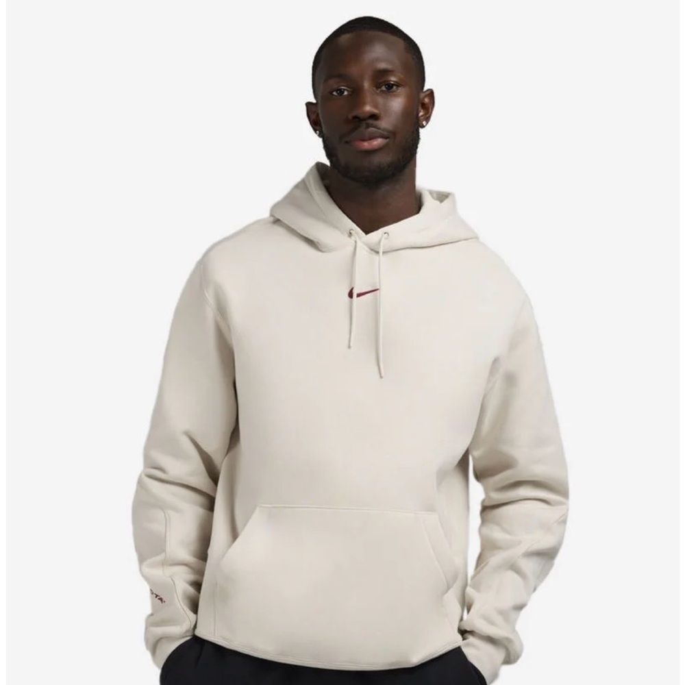 Nike Men's Beige/Tan Hoodie